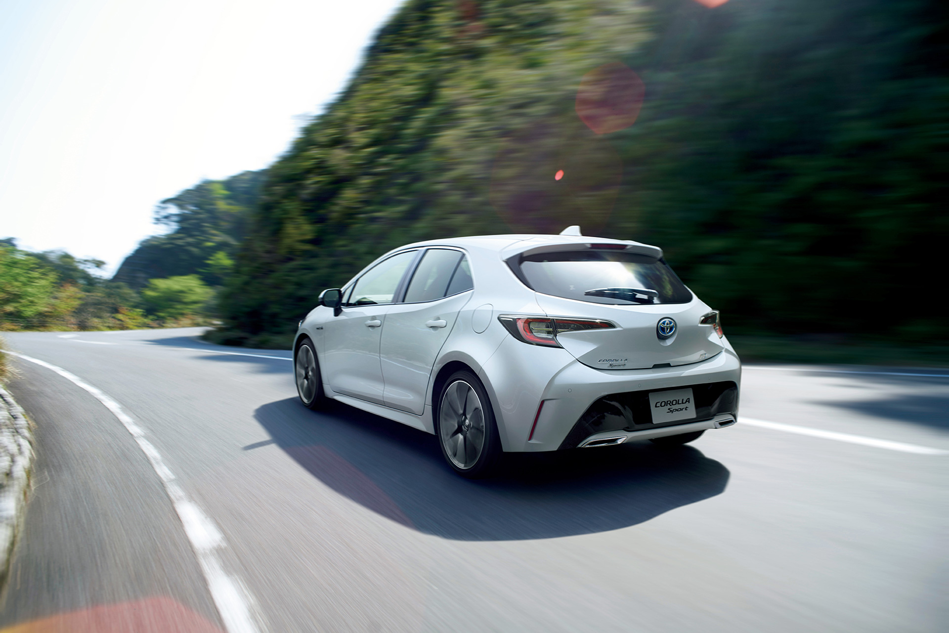 All New Toyota Corolla Sport Launched in Japan 3