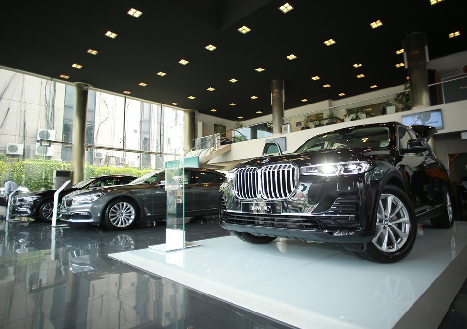 BMW X7 Launched in Pakistan and India 6