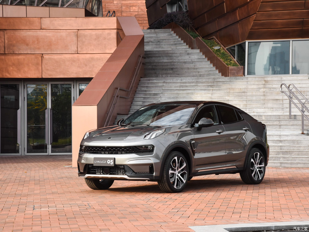 Lynk & Co Reveals 05 Coupe SUV 4