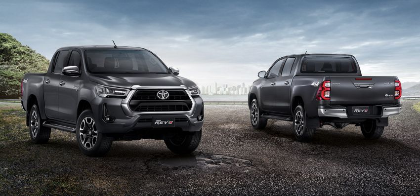 2020 Toyota Hilux Facelift Debuts in Thailand 3