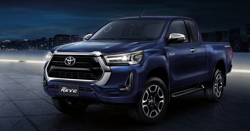 2020 Toyota Hilux Facelift Debuts in Thailand 4